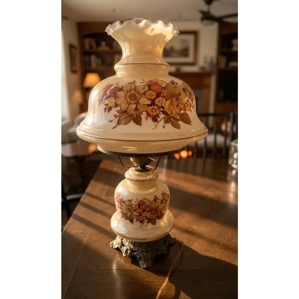 Vintage 1971 Gone With The Wind Style Hurricane Table Lamp | Milk Glass